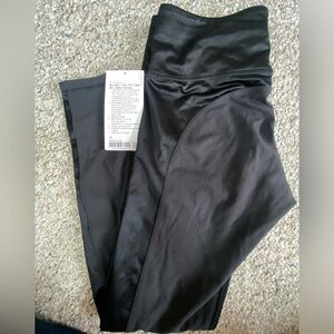 Wunder Train HR Satin Panel 28”